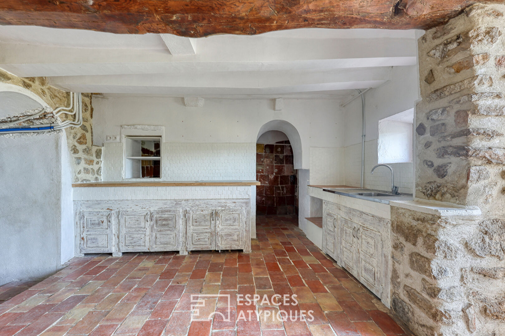 Maison au cœur du village et ses terrasses