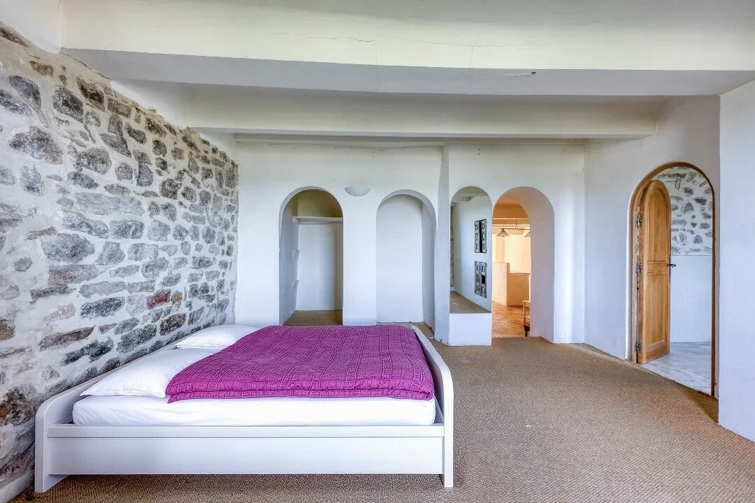 Maison au cœur du village et ses terrasses