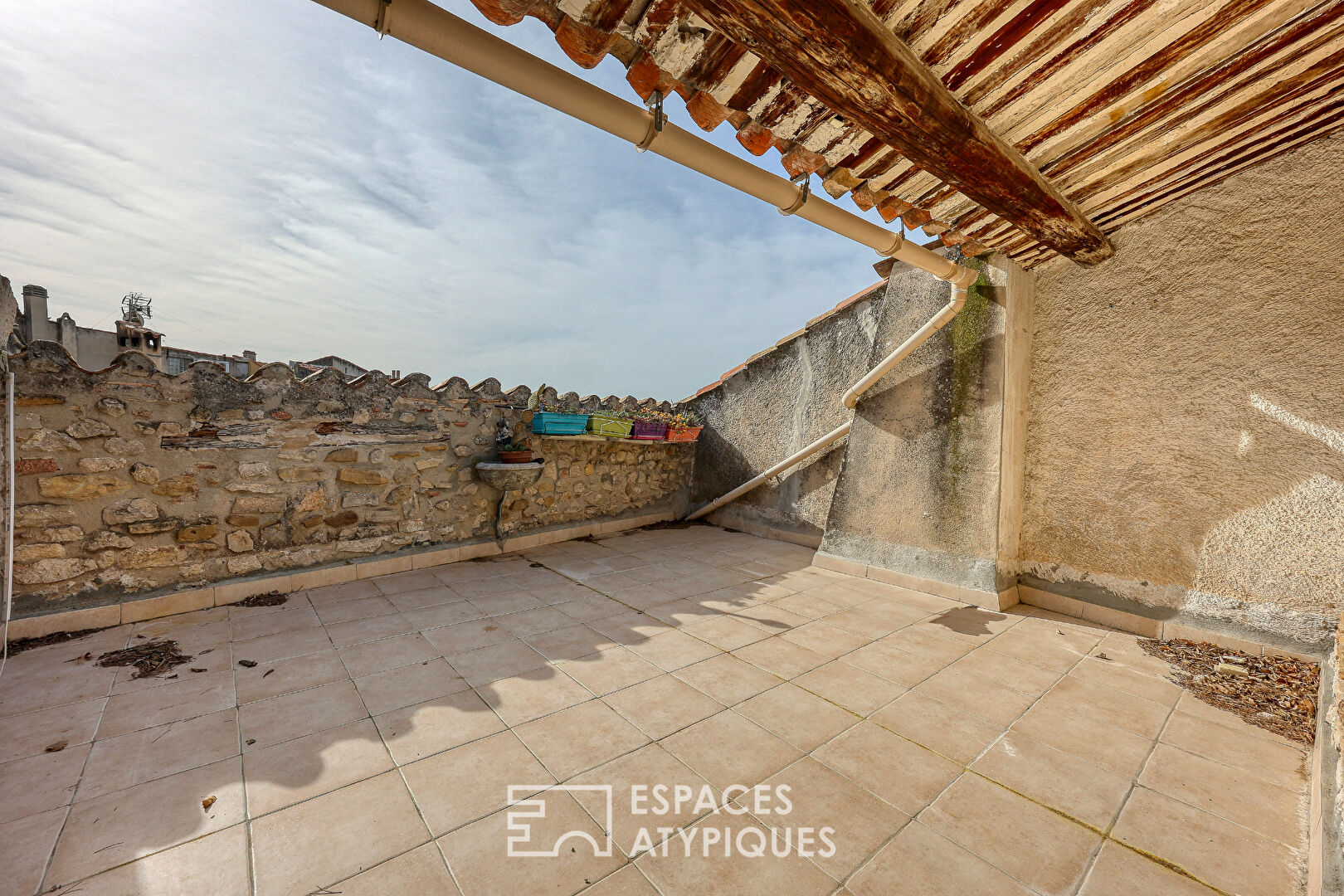 Maison au cœur du village et ses terrasses