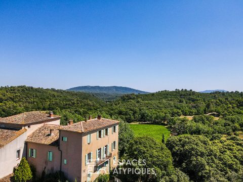 Exceptionnelle bastide de caractère en Provence Verte