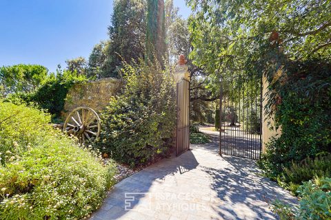 Bastide of character in a privileged environment