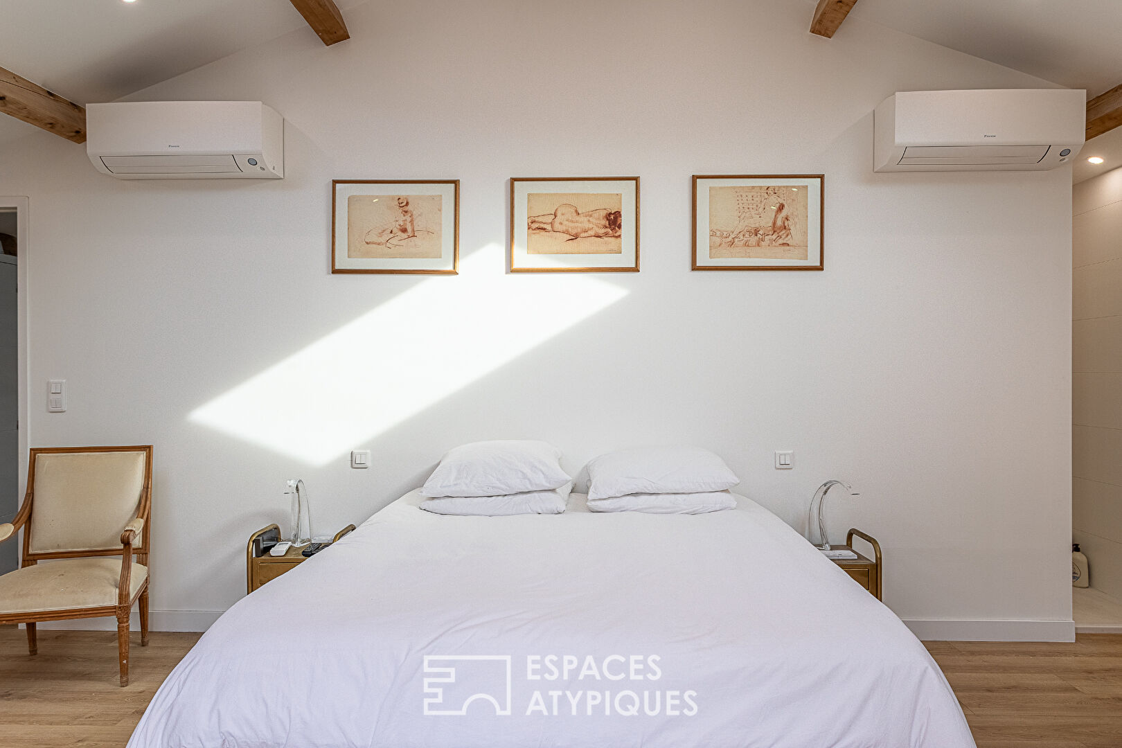 Maison de ville réhabilitée  esprit contemporain