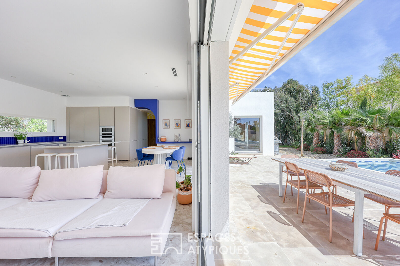 Contemporary designer villa with swimming pool and landscaped garden in the Var
