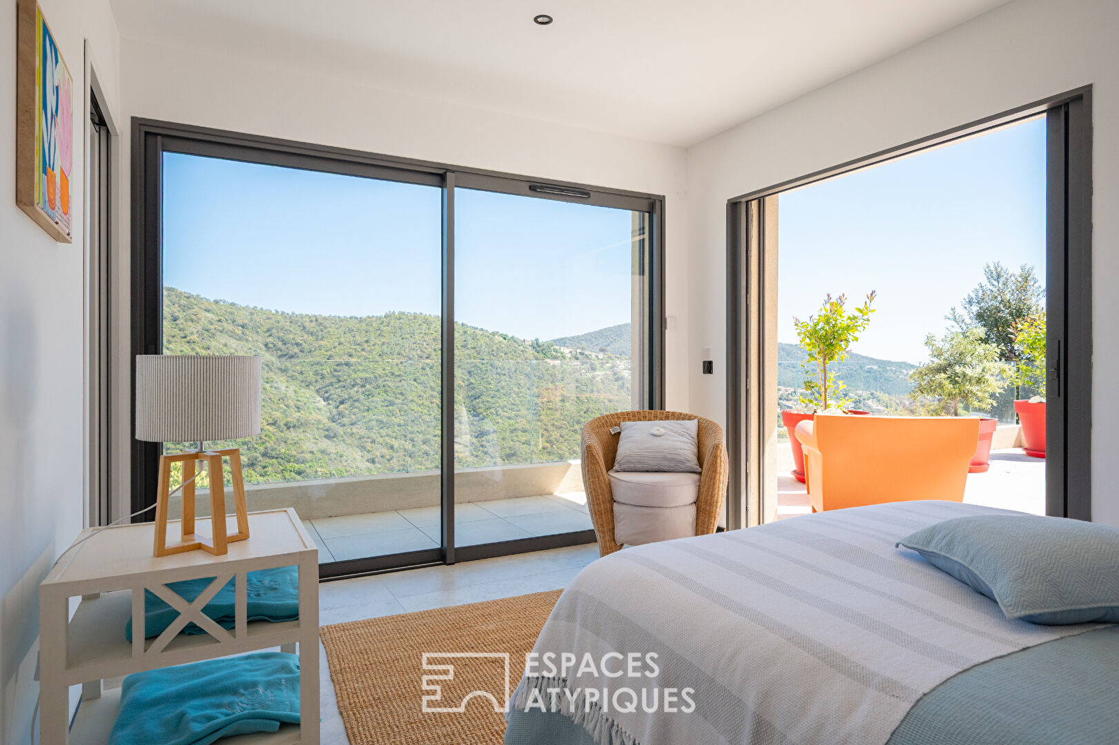 Villa d’architecte contemporaine entre golf et nature à La Londe-les-Maures