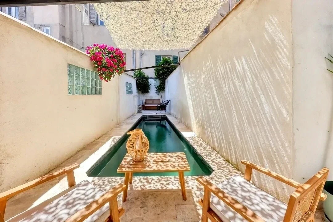 Loft au calme en hyper centre avec piscine