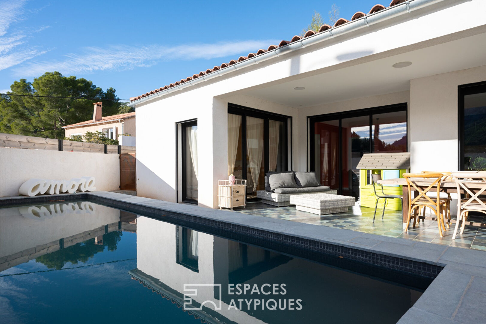 Villa d’architecte  avec jardin et piscine proche de Toulon