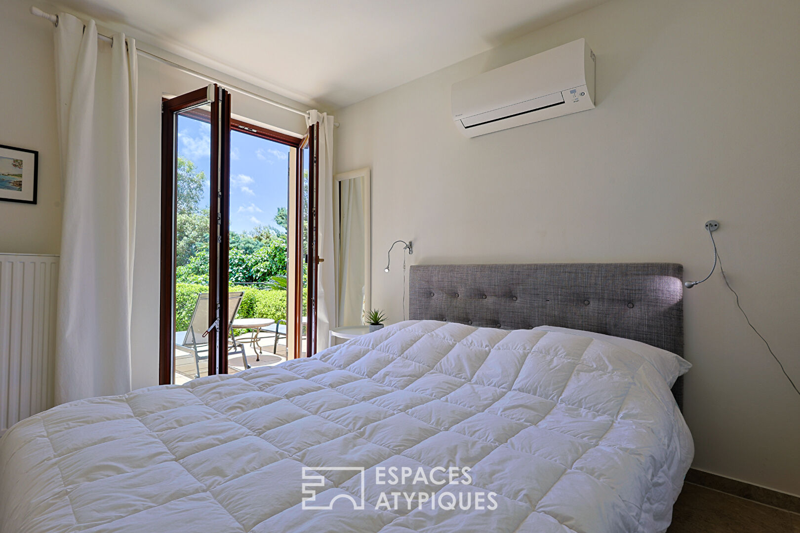 Villa d’architecte et sa vue exceptionnelle sur la baie