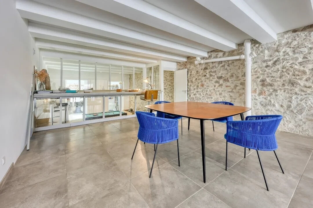 Loft story à Hyères avec patio et piscine