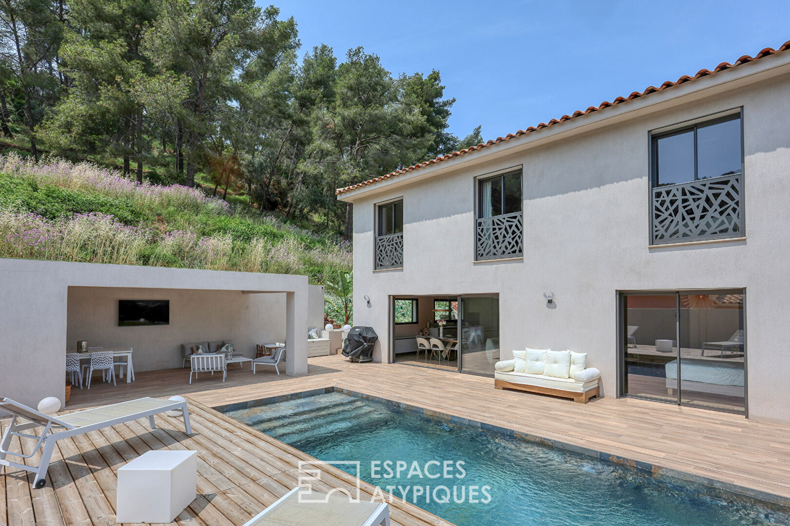 Villa neuve aux prestations haut de gamme à Hyères