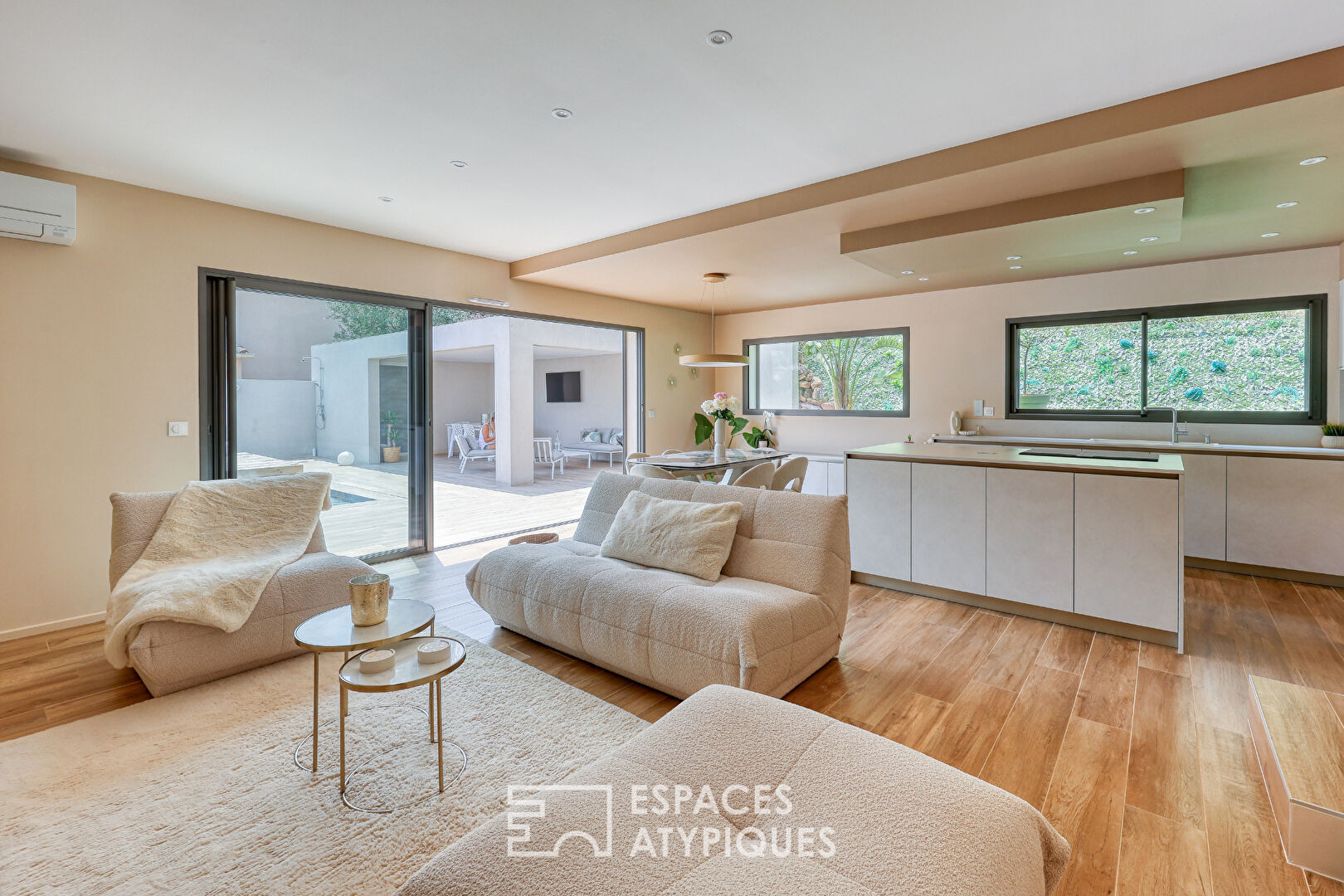 Villa neuve aux prestations haut de gamme à Hyères