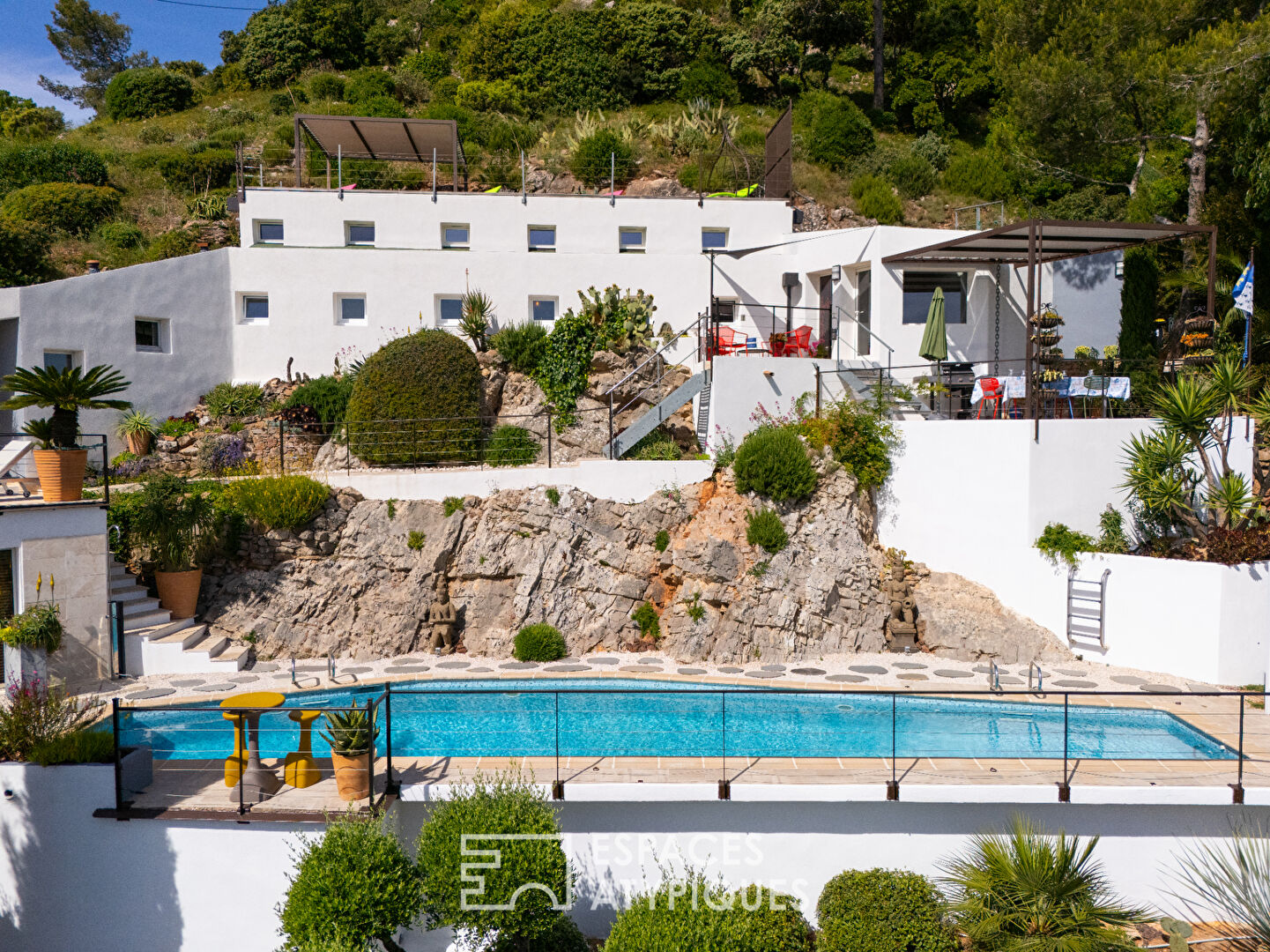 Maison d’architecte avec vue sur les îles d’Hyères