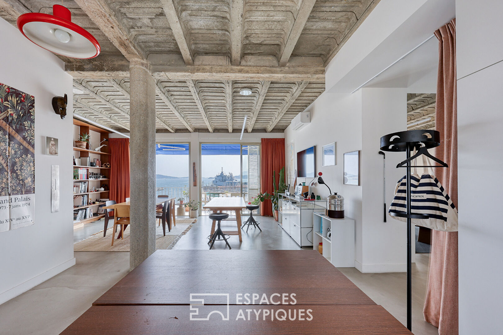 Loft vue mer sur le port de Toulon