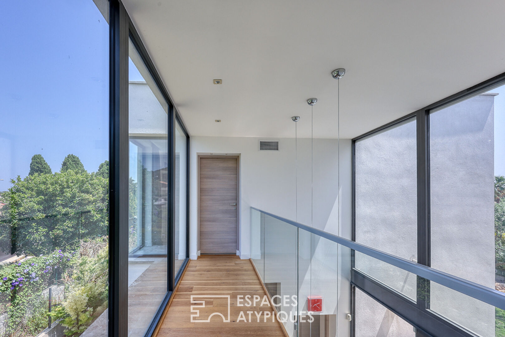 Maison d’architecte hors norme proche plage