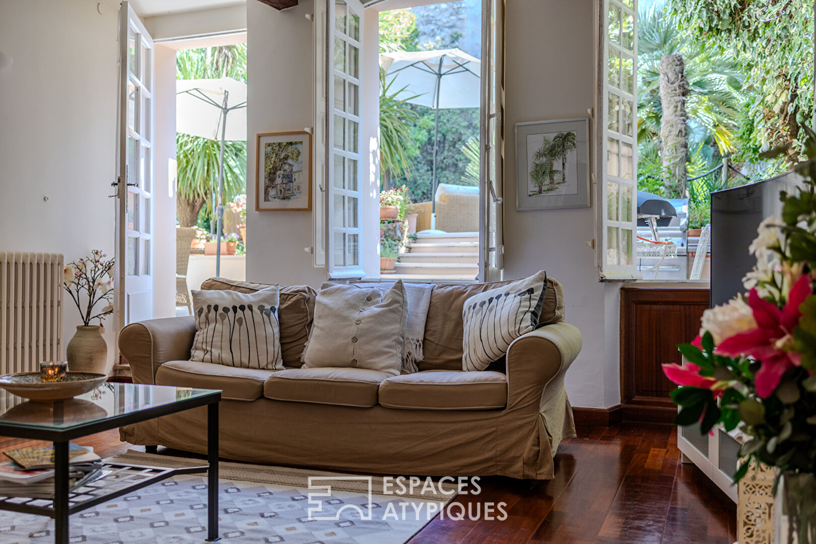 Charming historic house with view and pool