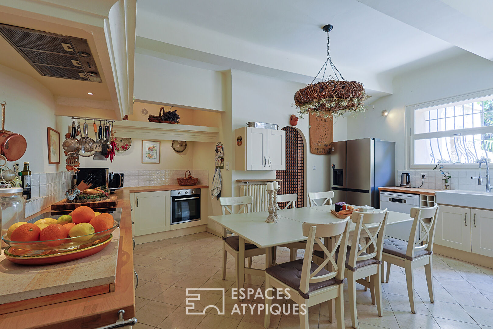 Charming historic house with view and pool