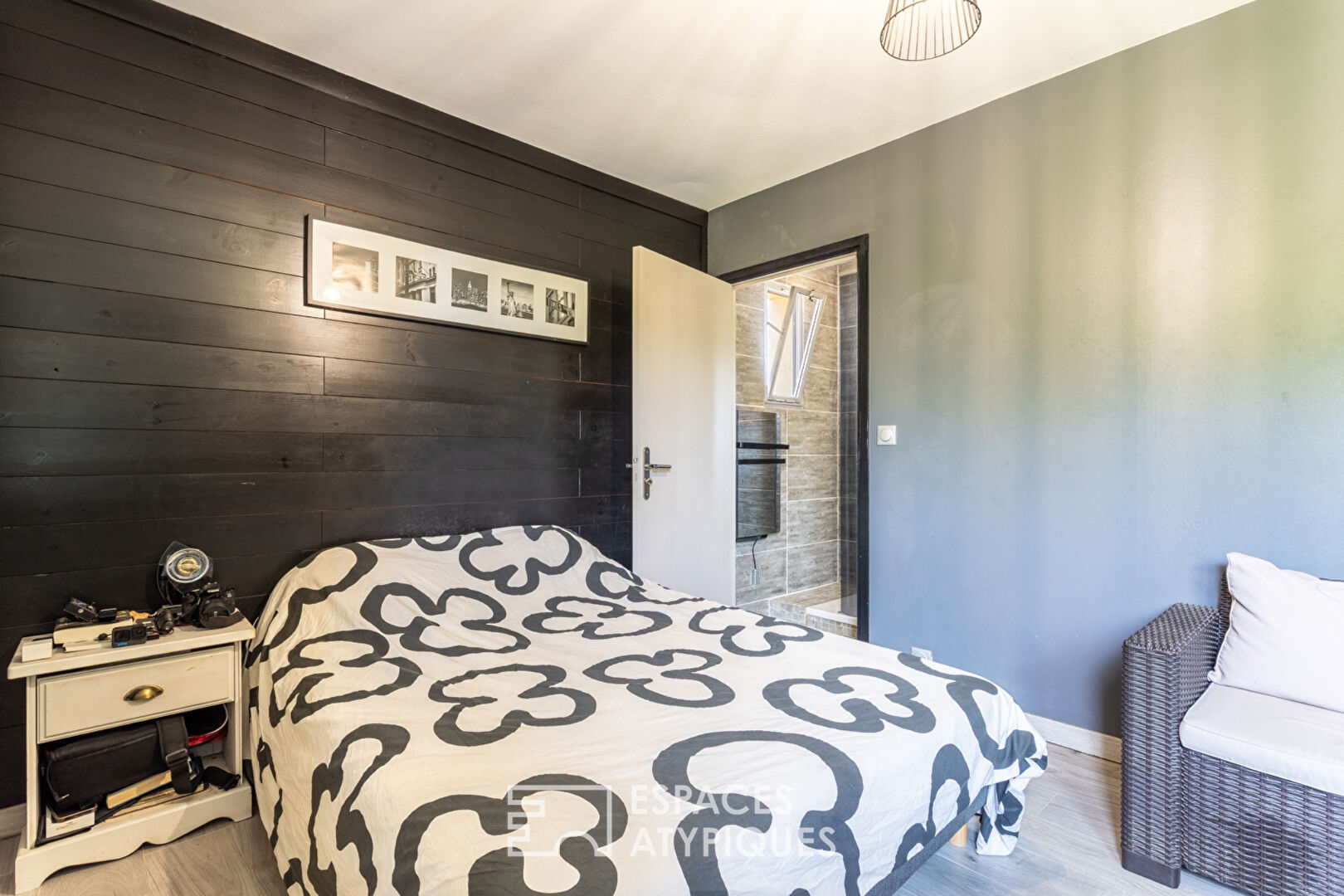 Top-floor duplex apartment near the sea in Cap Brun