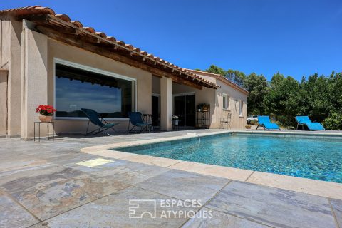Maison contemporaine – vue contemplative
