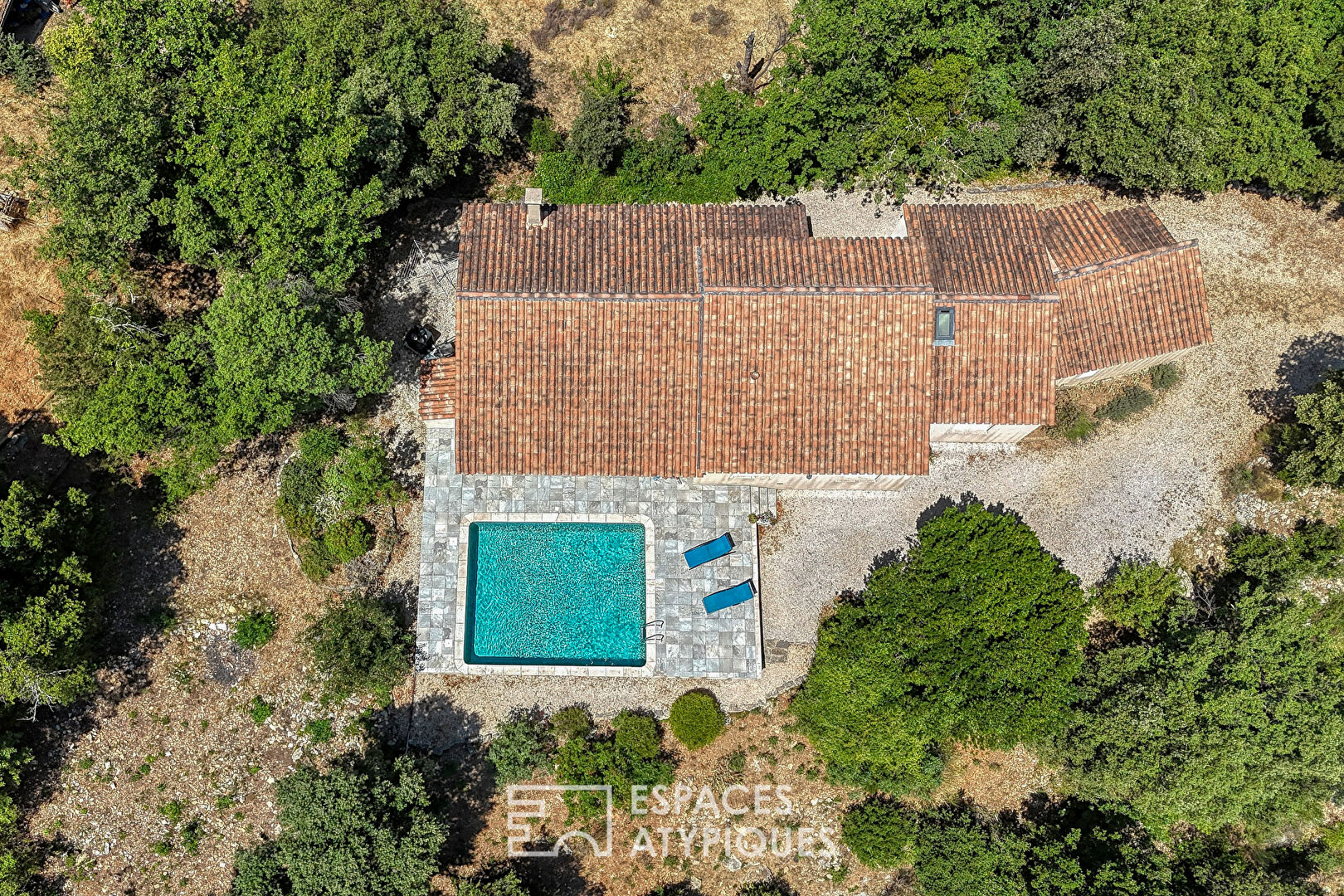 Maison contemporaine – vue contemplative
