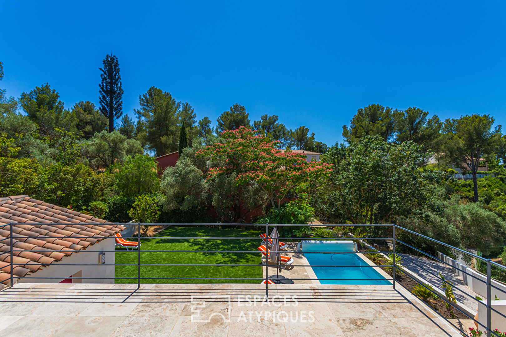 Renovated house with swimming pool and garden