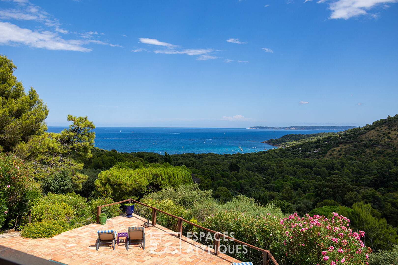 Villa familiale au Gaou-Bénat et sa vue mer imprenable. Bormes les mimosas