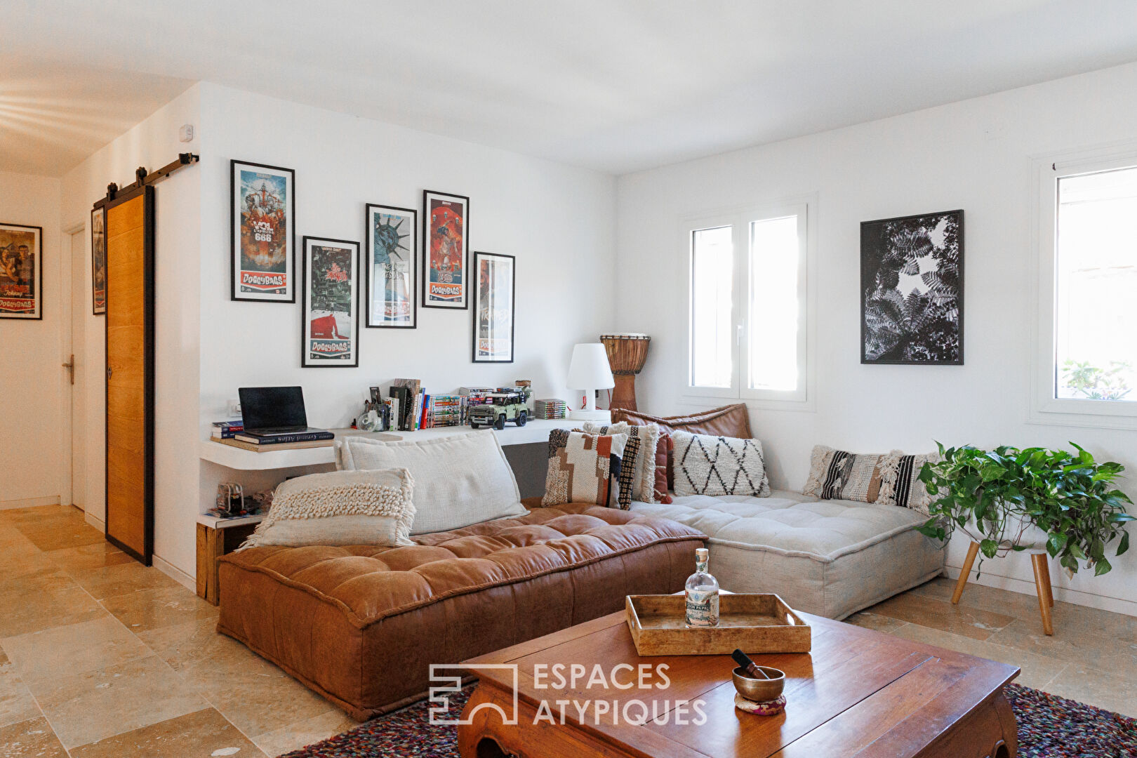 Real estate complex in La Capte with terraces, garage and beach 100 m away