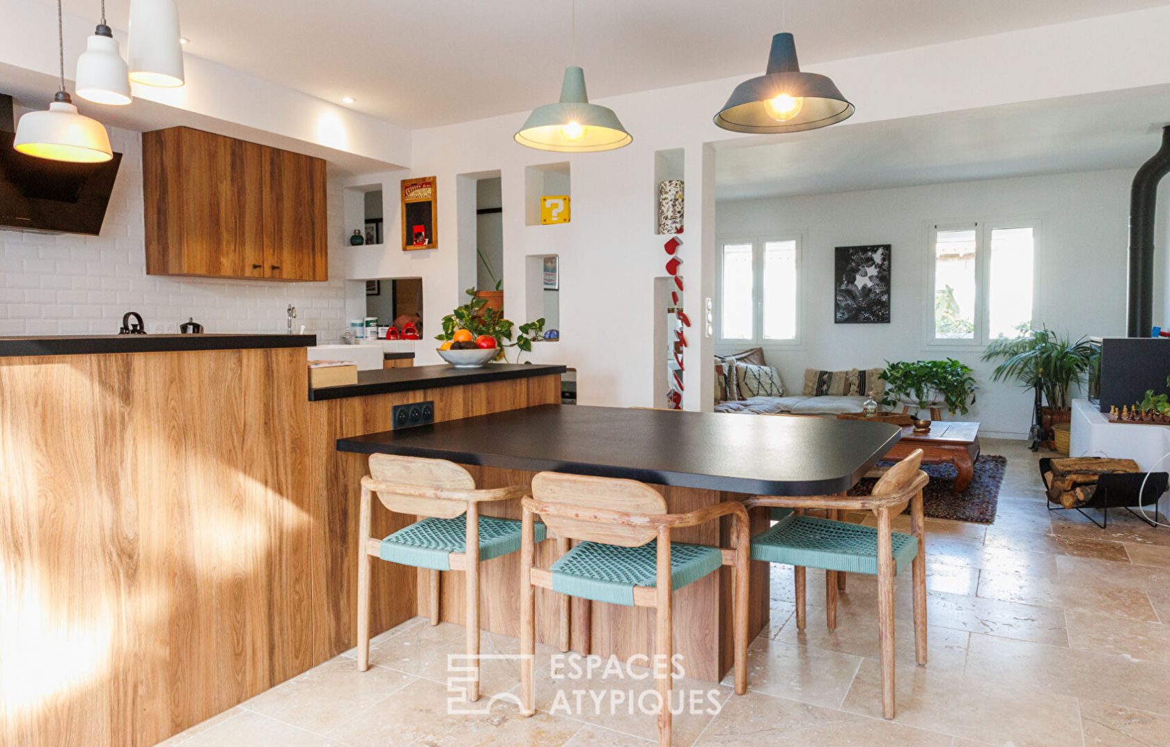 Real estate complex in La Capte with terraces, garage and beach 100 m away