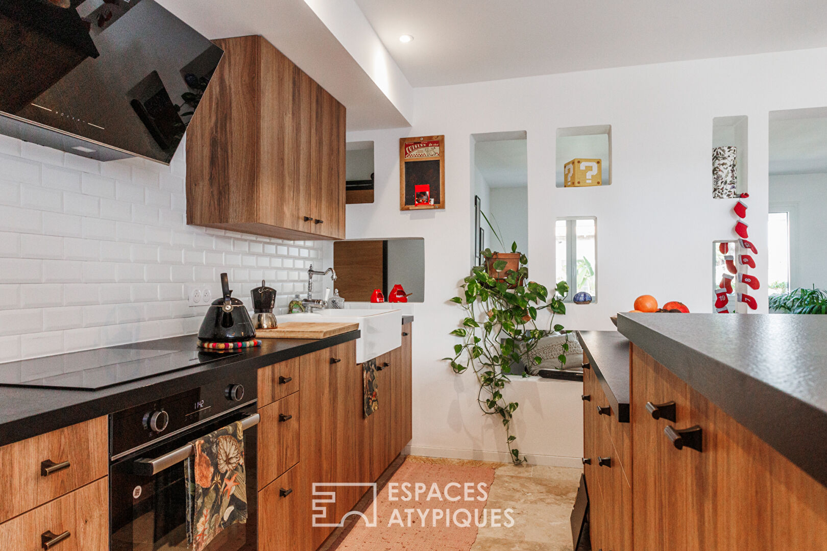 Real estate complex in La Capte with terraces, garage and beach 100 m away