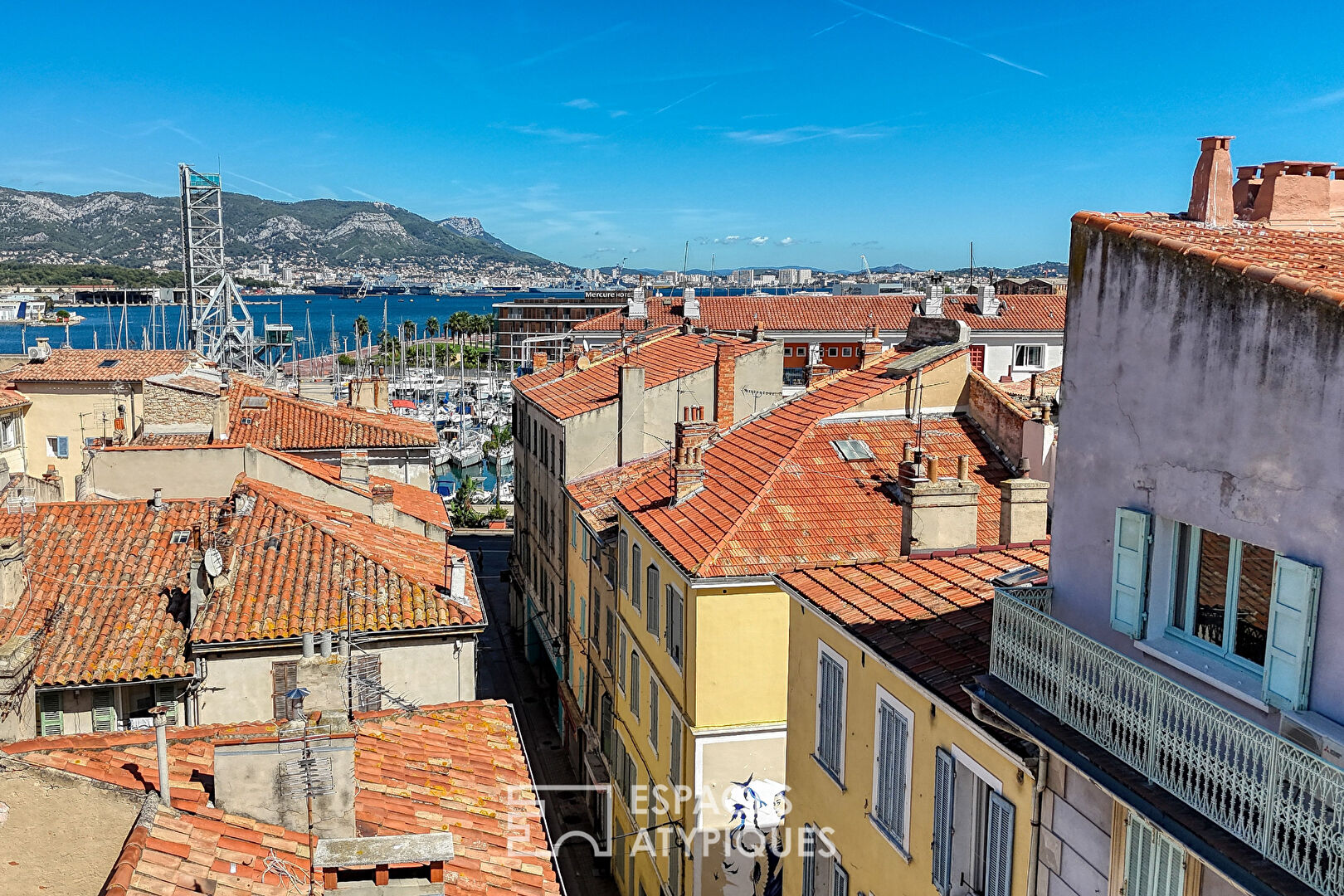 2 charming rooms on the rooftops, terrace with panoramic view