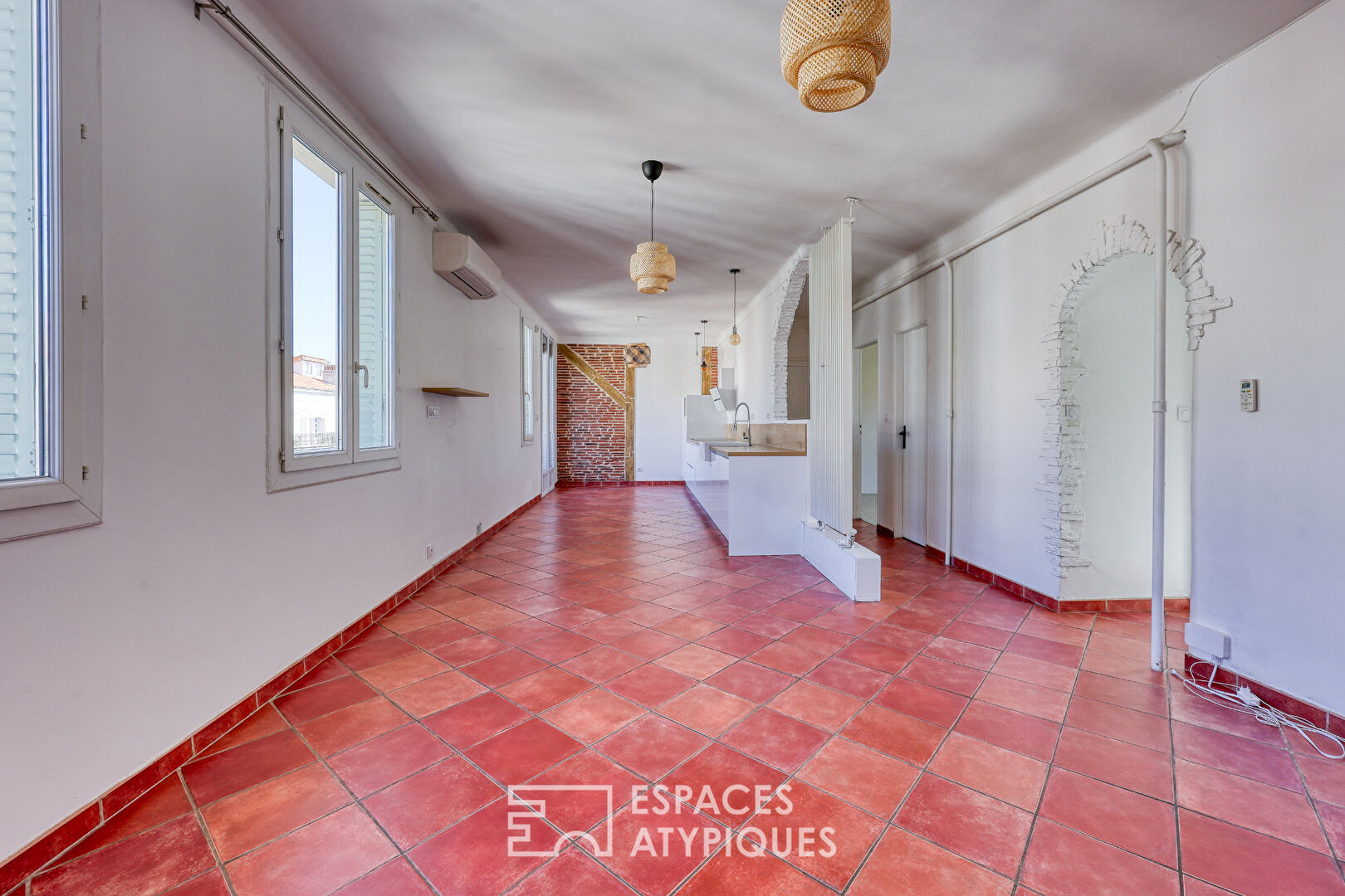 Appartement en attique dans un immeuble Art déco