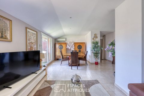 Contemporary top-floor apartment – 60 m2 terrace