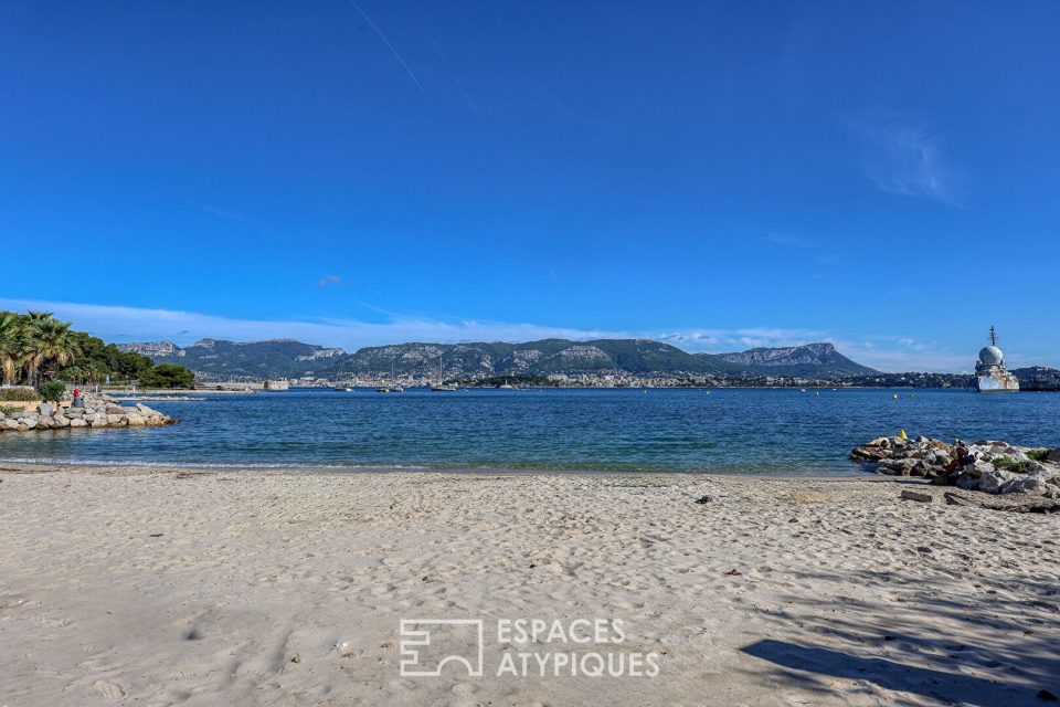 Maison de pêcheur entre port et plage