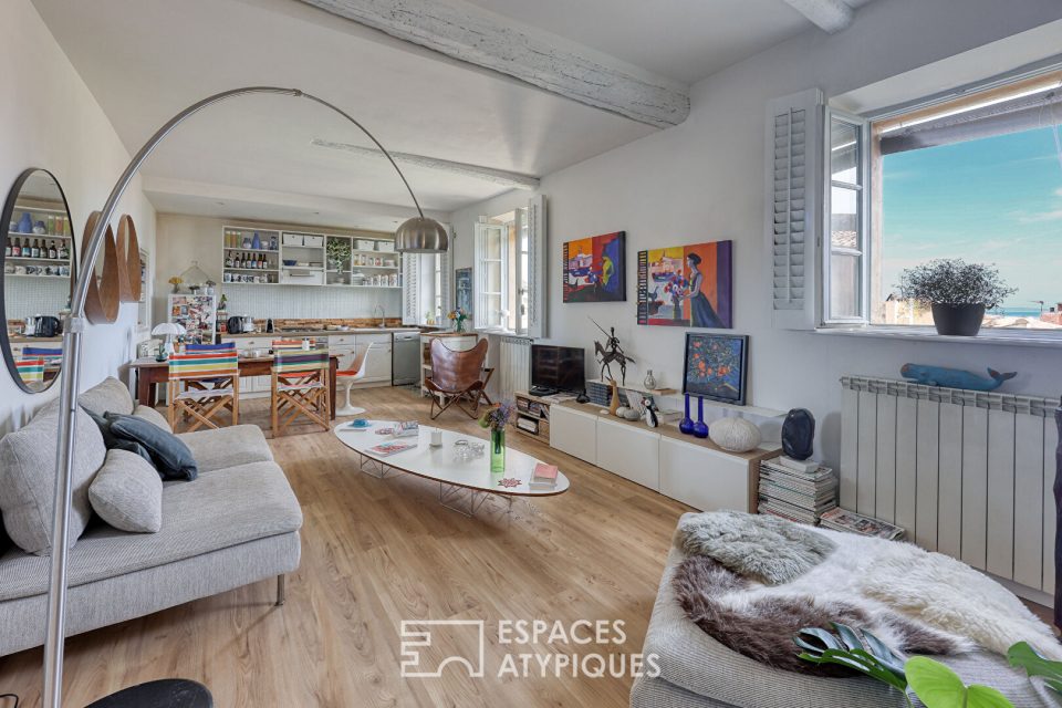 Duplex avec vue mer au coeur du centre historique d'Hyères