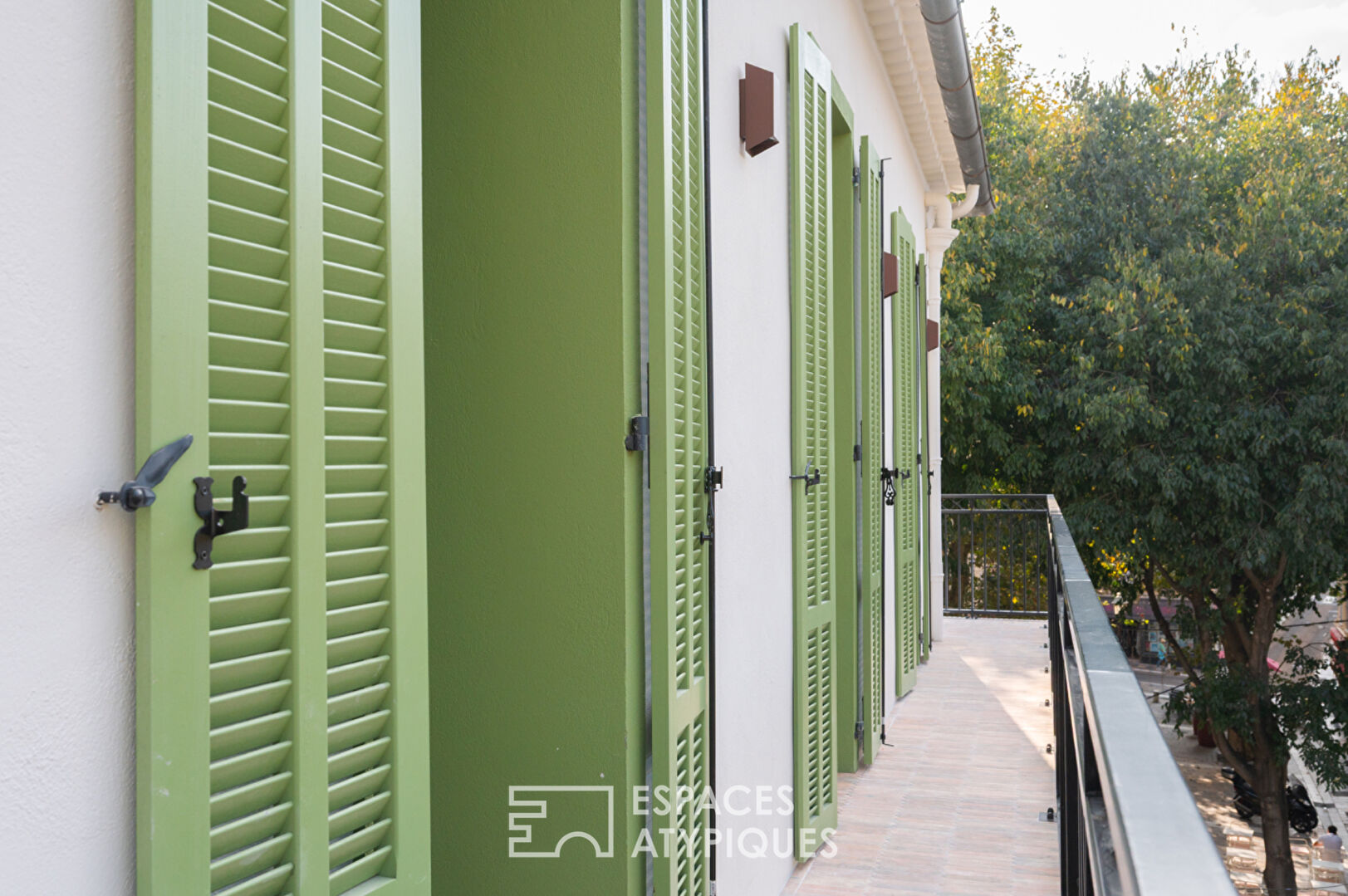 Appartement duplex avec toit terrasse proche mer et marché