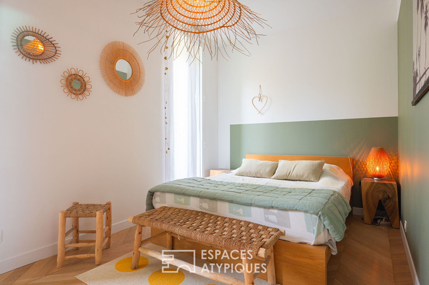 Appartement duplex avec toit terrasse proche mer et marché