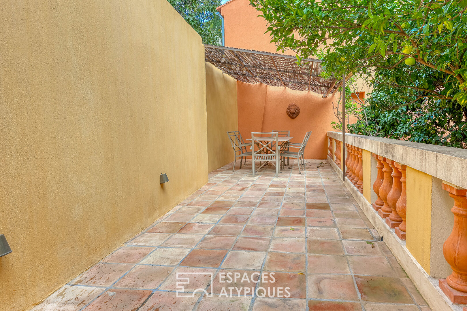 Propriété historique vue mer en coeur de ville