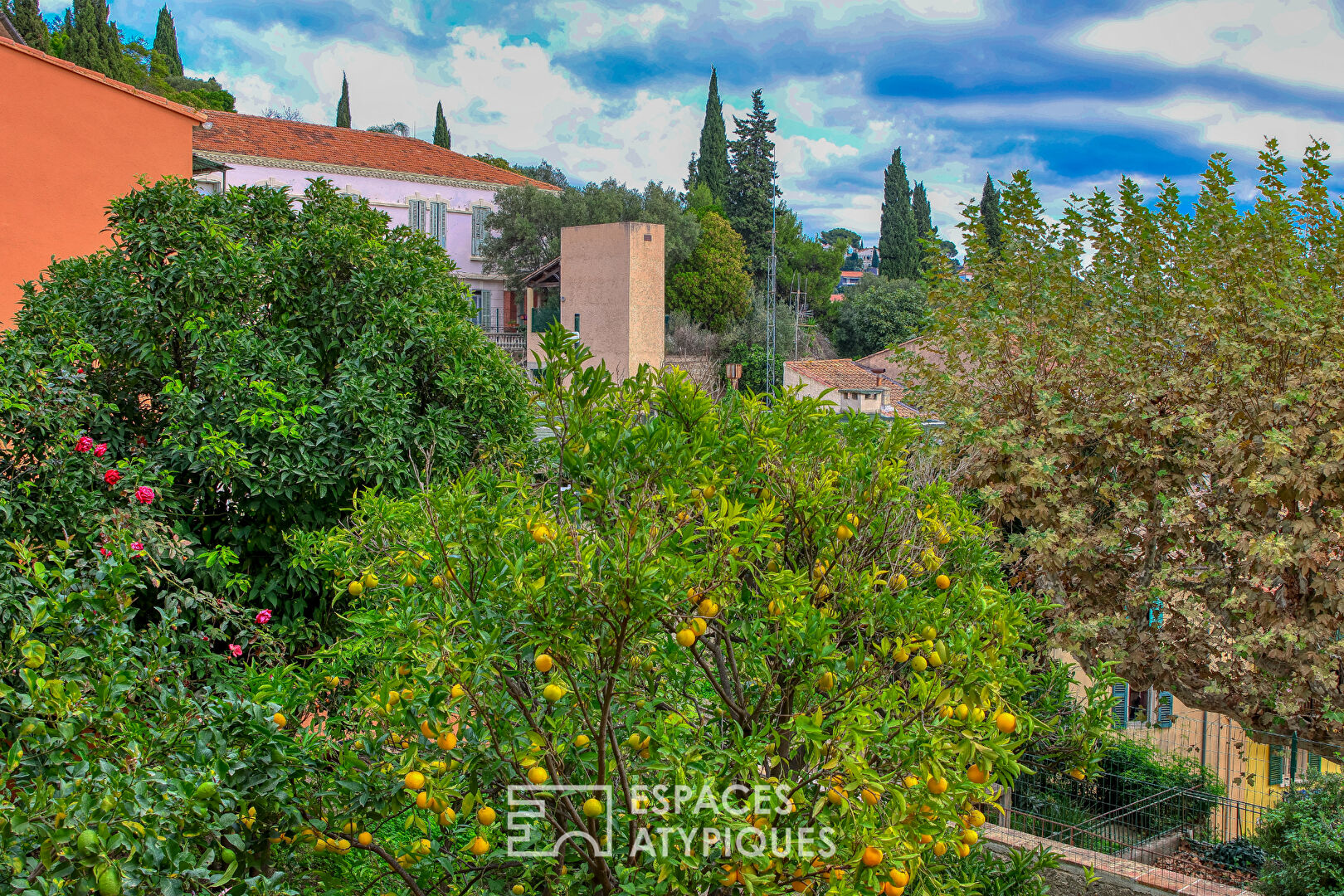 Propriété historique vue mer en cœur de ville