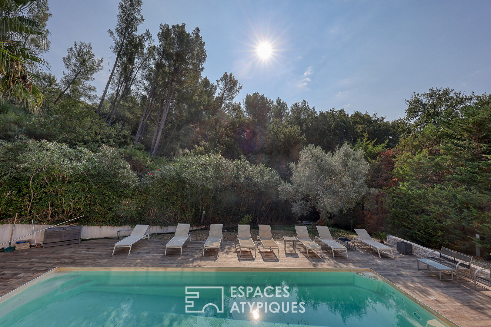 Villa d’architecte dans un cadre nature à La Valette-du-Var