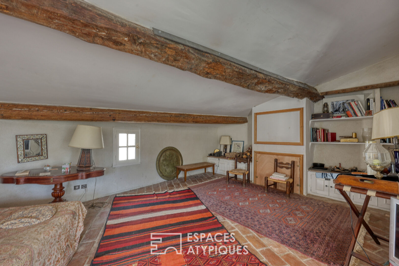 Maison authentique au coeur du village du Revest