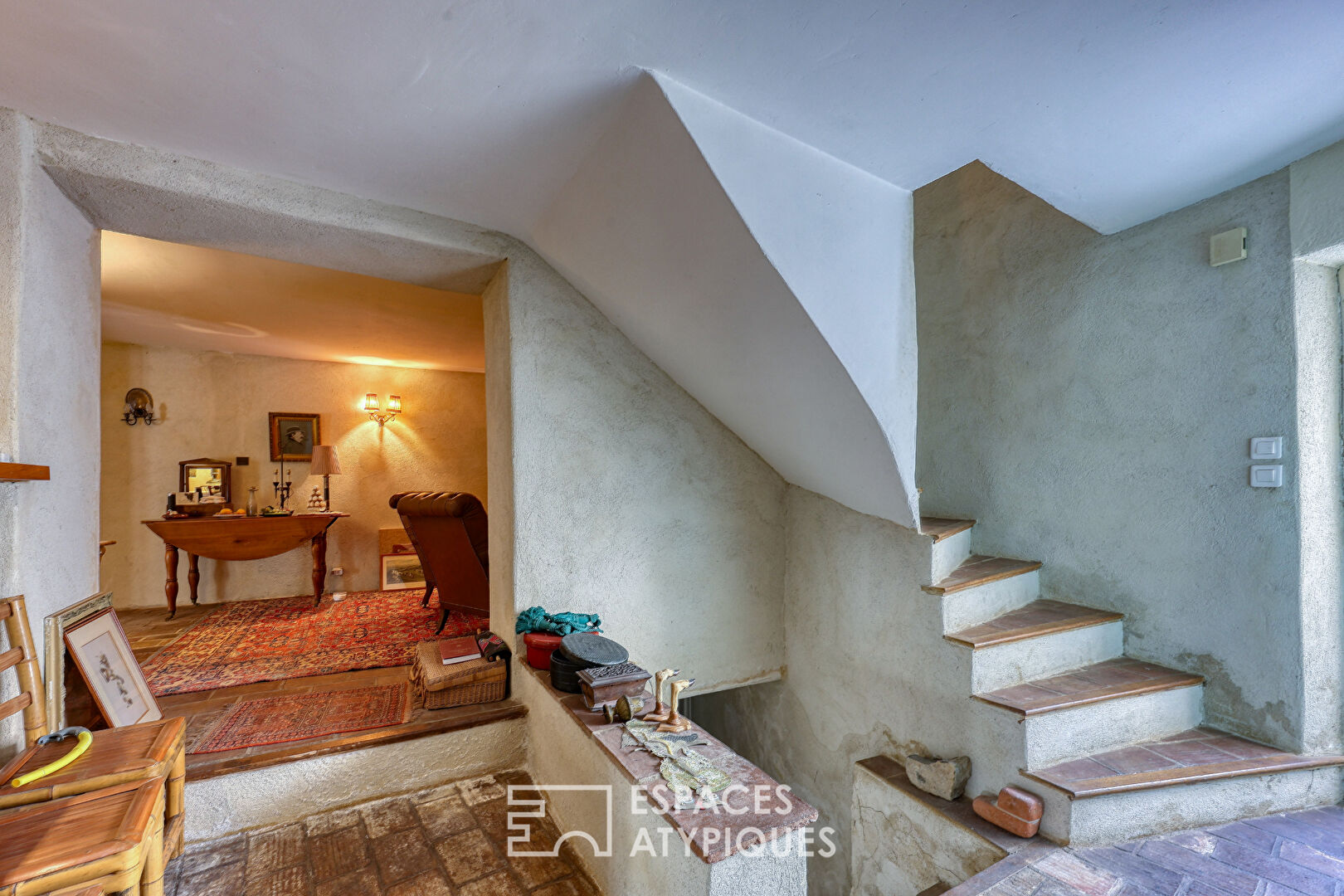 Maison authentique au coeur du village du Revest