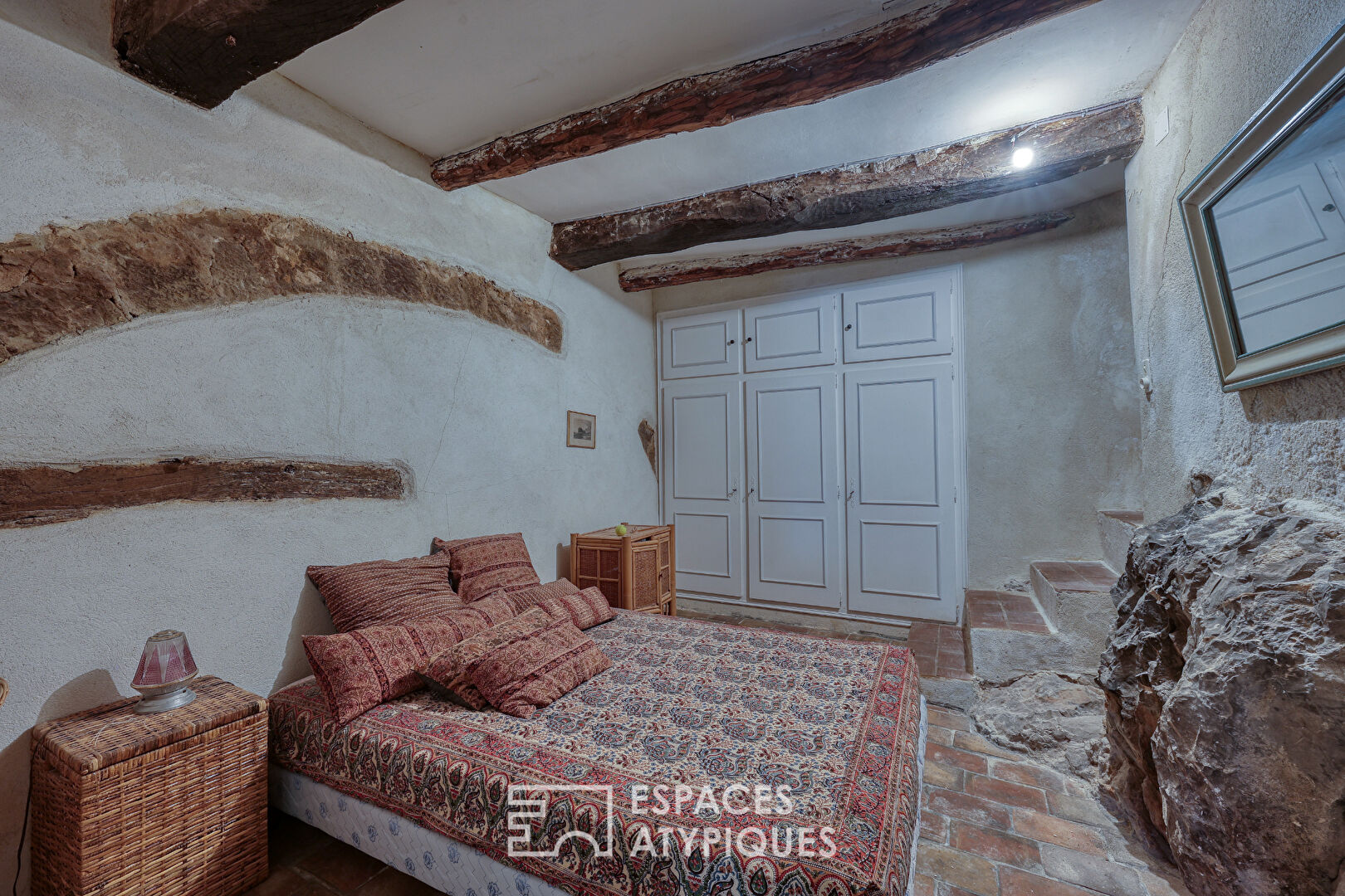 Maison authentique au coeur du village du Revest