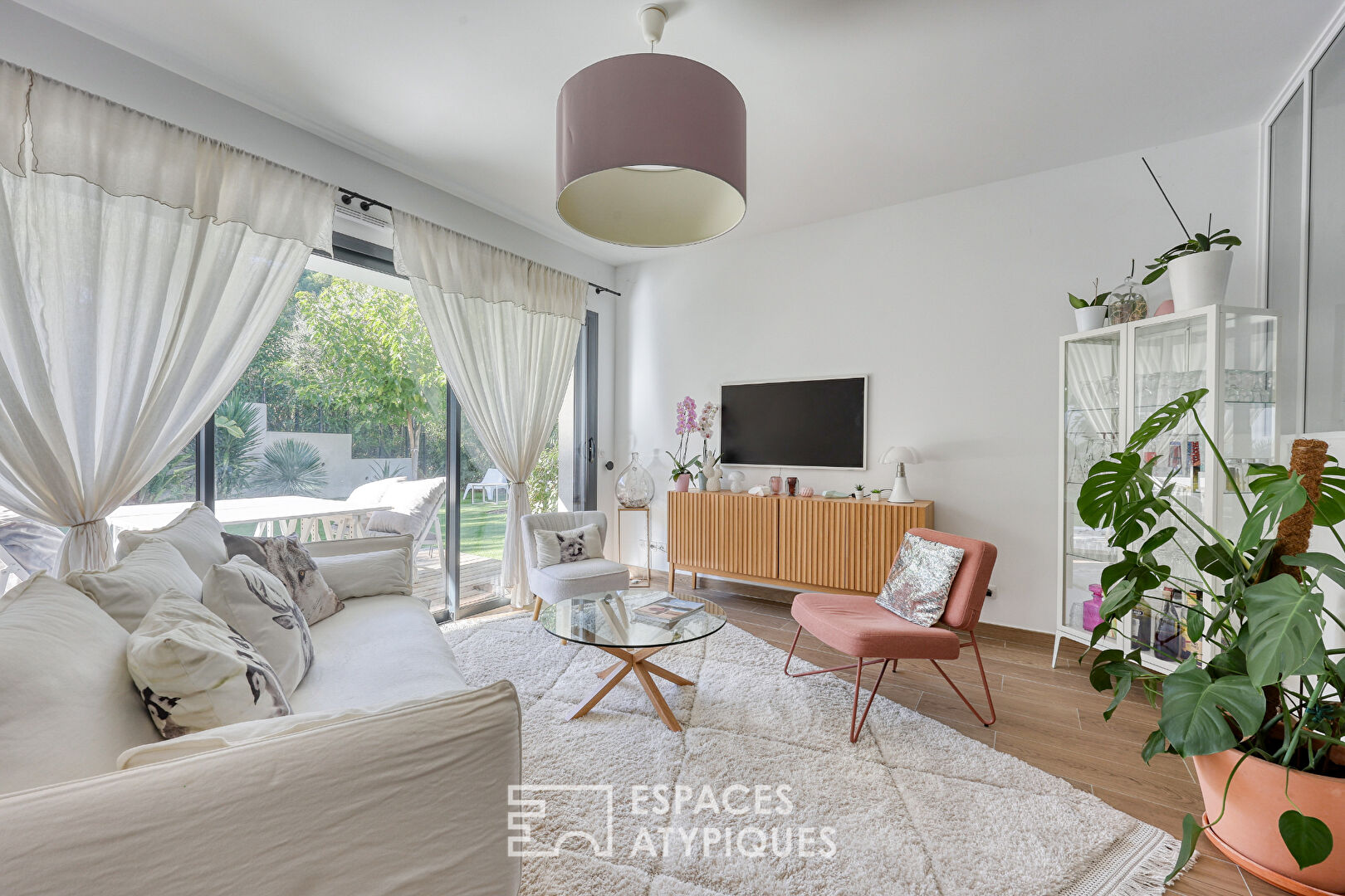 Rez-de-jardin avec un grand extérieur dans une résidence très haut de gamme