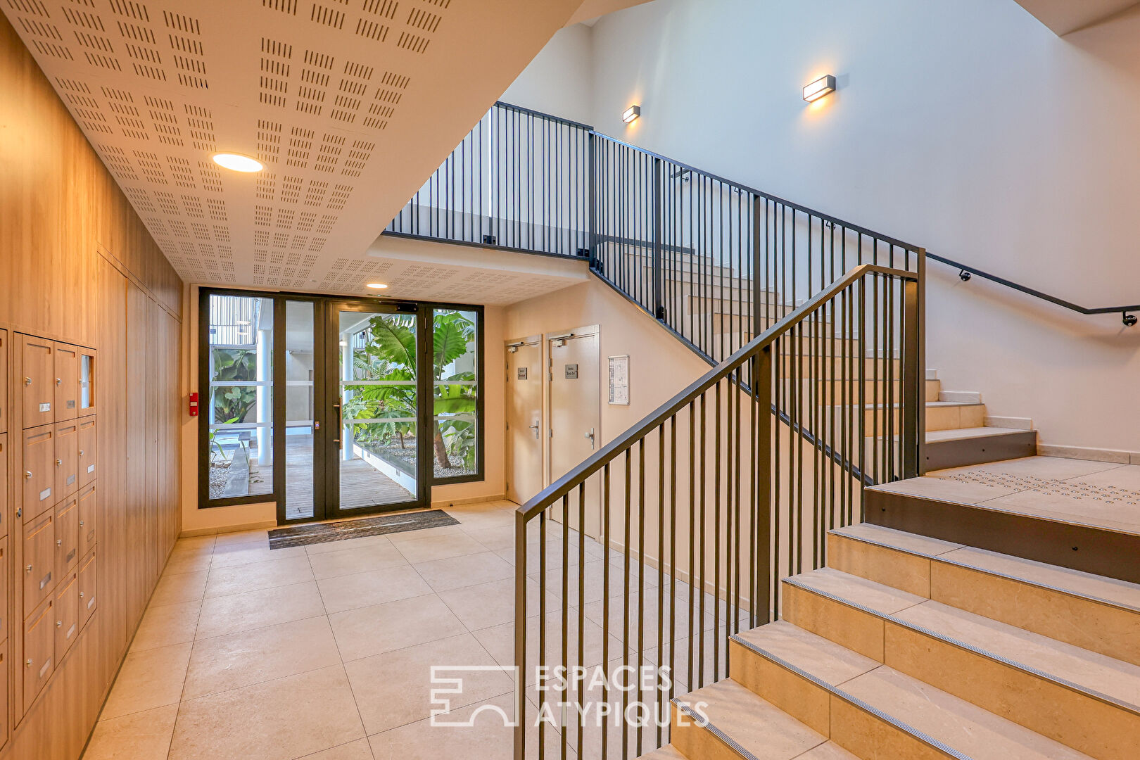 Rez-de-jardin avec un grand extérieur dans une résidence très haut de gamme