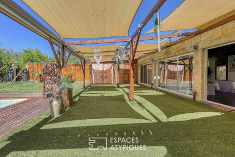 Maison grand format de plain pied avec piscine