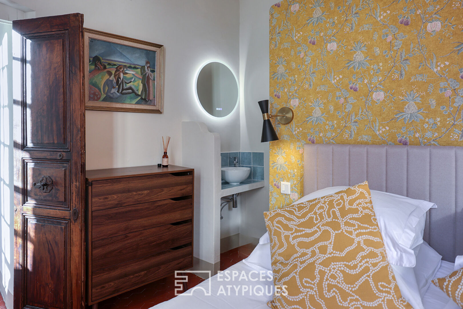 Appartement de charme entièrement rénové et meublé