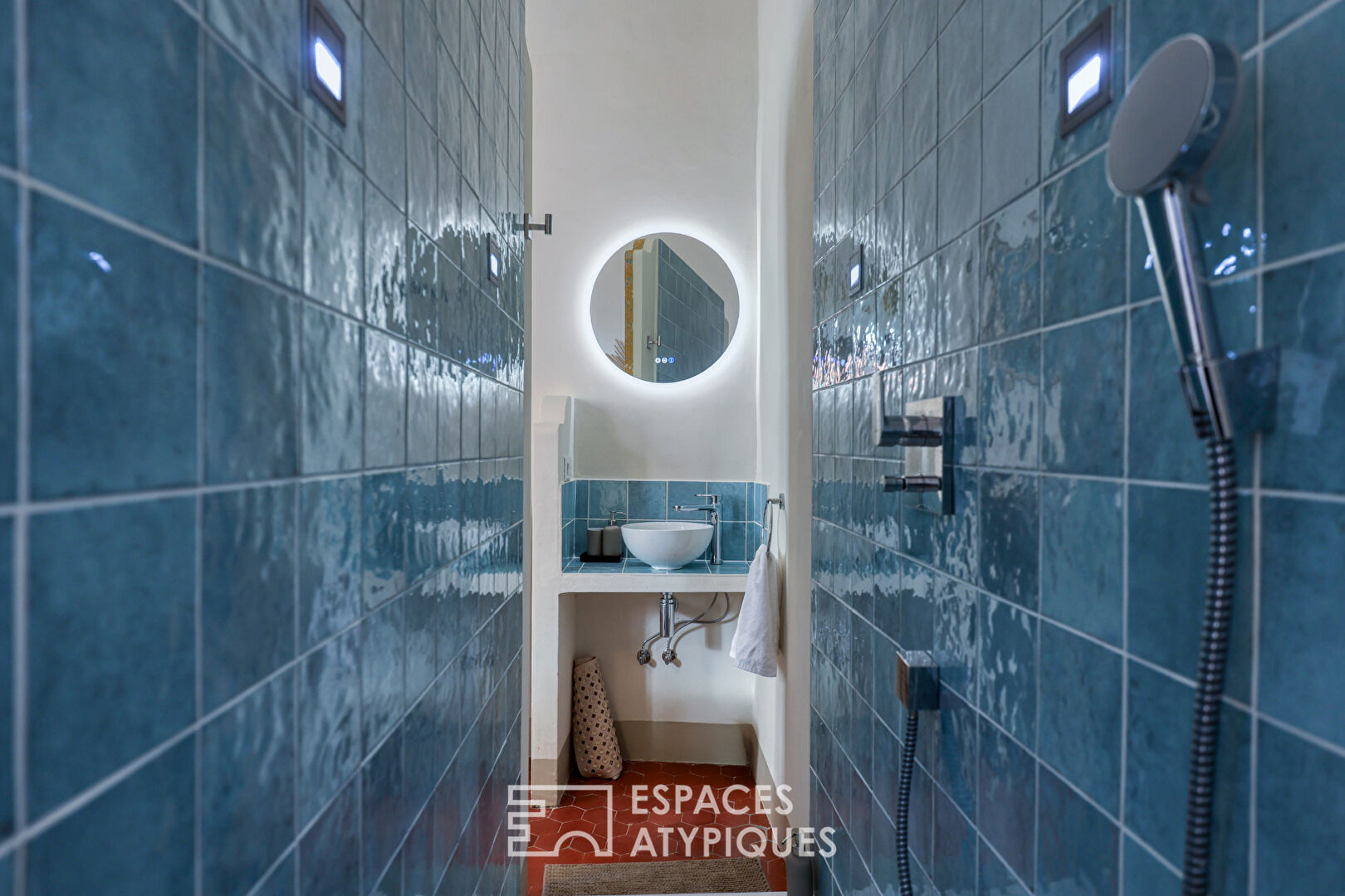 Appartement de charme entièrement rénové et meublé