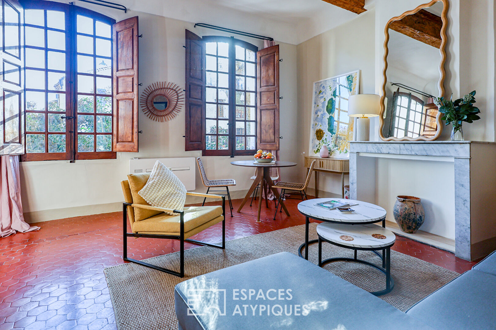 Appartement de charme entièrement rénové et meublé