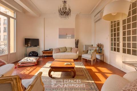 Appartement Art Déco et courbes magistrales