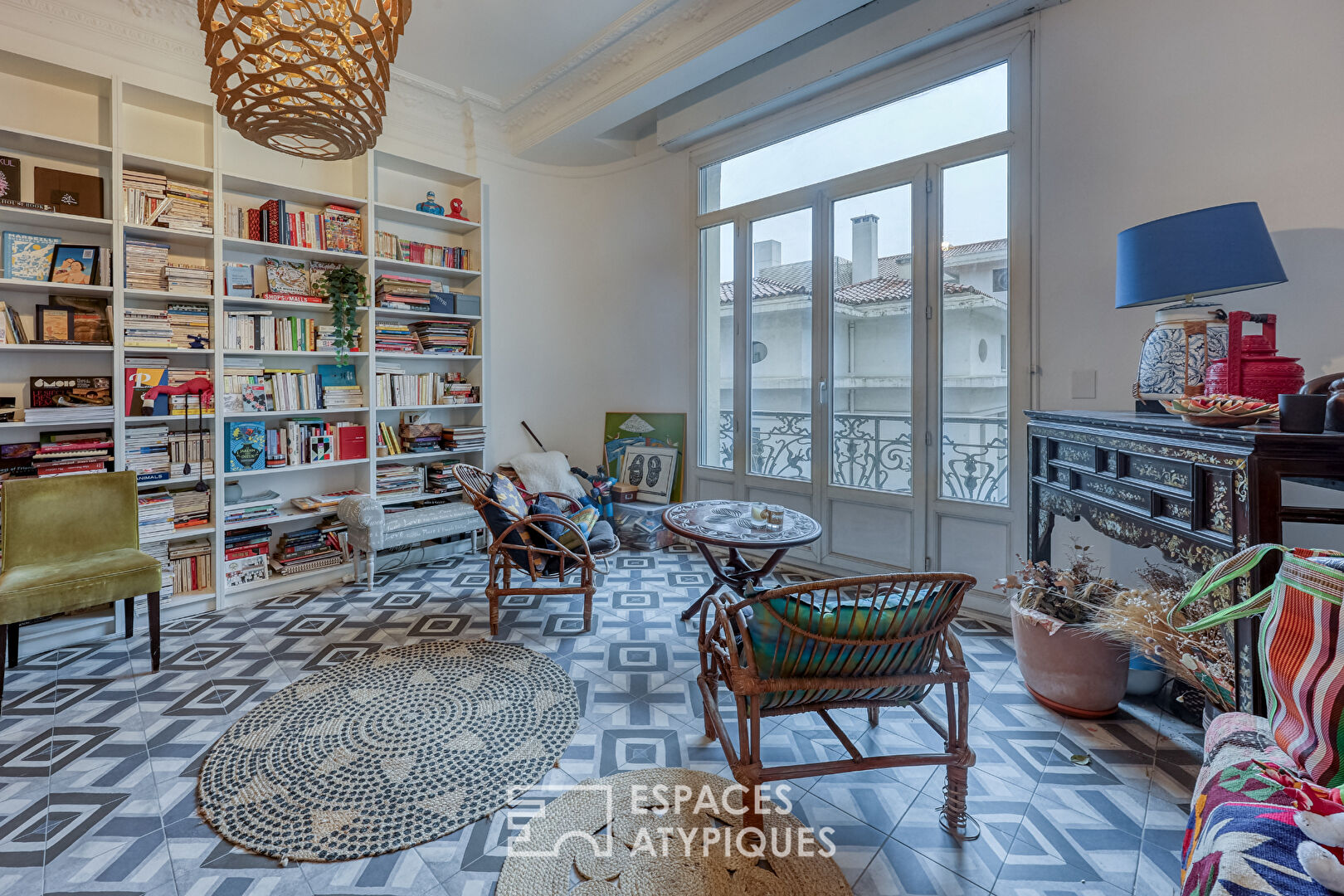 Appartement Art Déco et courbes magistrales