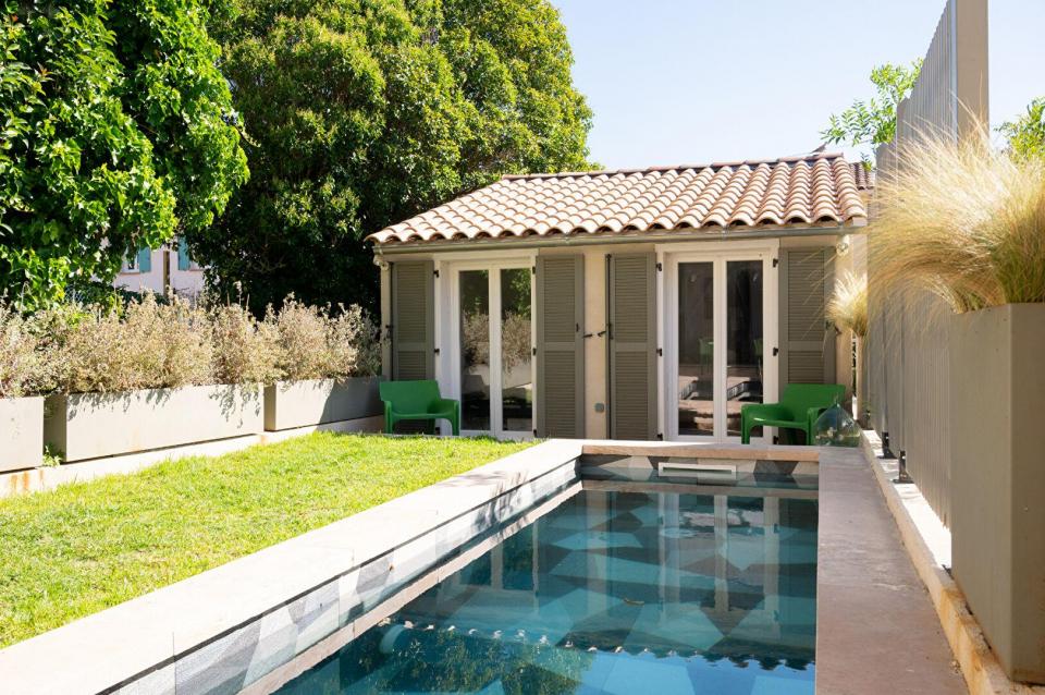 L'Atypique : Entre Appartement et Maison au Coeur du Beausset