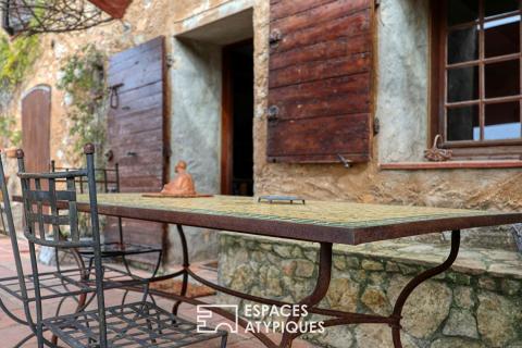 Maison en pierre au coeur de 3 hectares de terrain